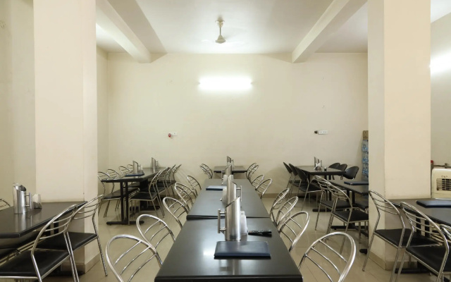 Hotel Jagat by OYO Rooms