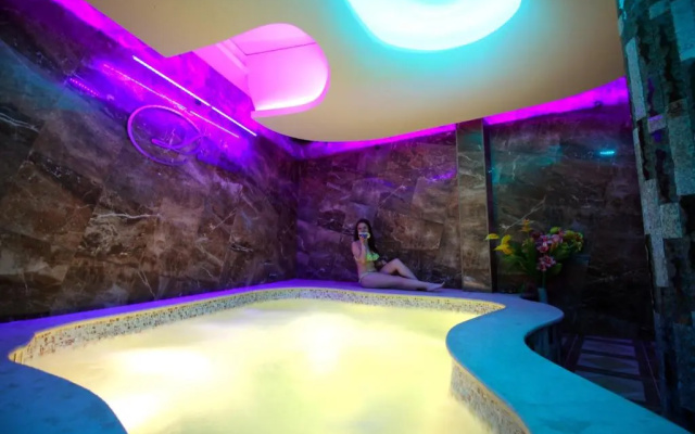Discret Hotel