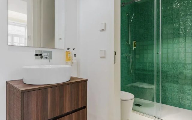 Feel Porto Cl Rigos Charm Flat 2 2