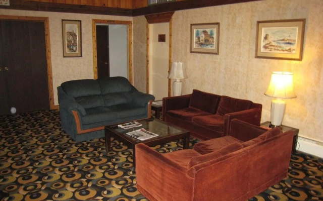 Downtowner Motor Inn