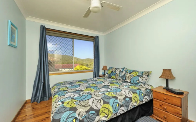 Pet Friendly Lentara St 10 - Fingal Bay