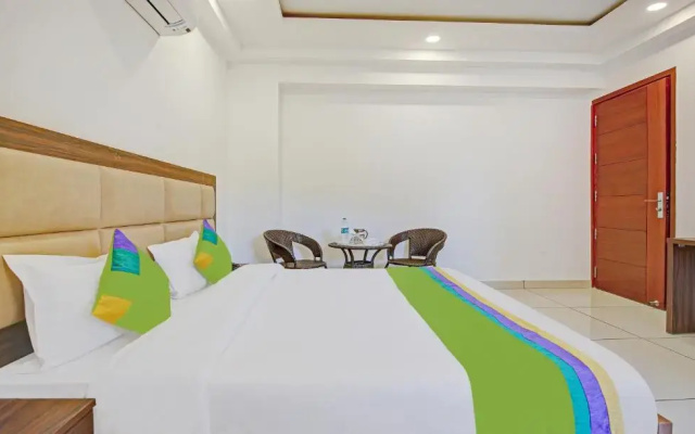 Treebo Aviraj Inn