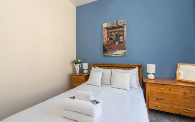 Downtown and central 1 bed in Edinburgh, sleeps 4