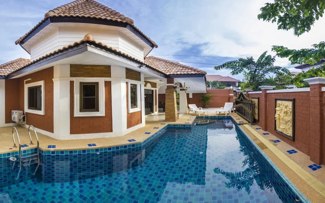 Villa Valery Close to the Beach