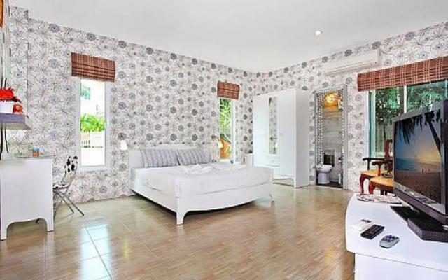 Jomtien Seaboard Villa