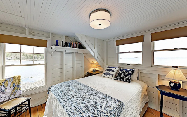 47 South Beach Rd Home