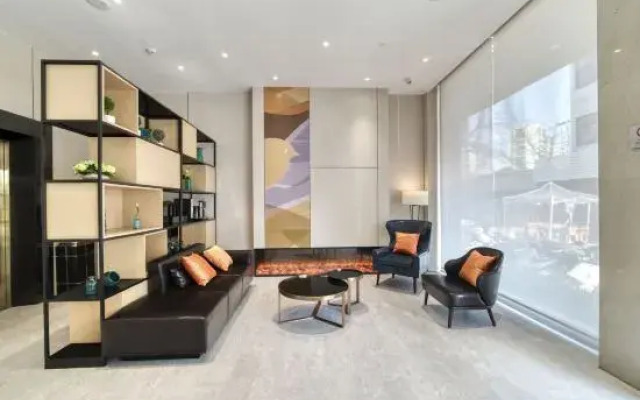 Homeinn Selected Hotel (Lishui High-Speed Railway Station Wanda Plaza)