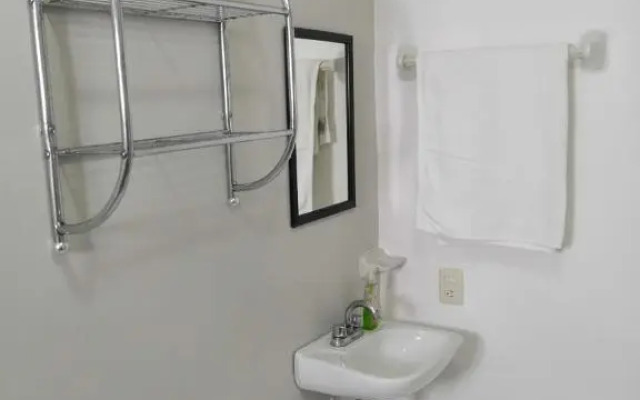 Apartment And Studio 28