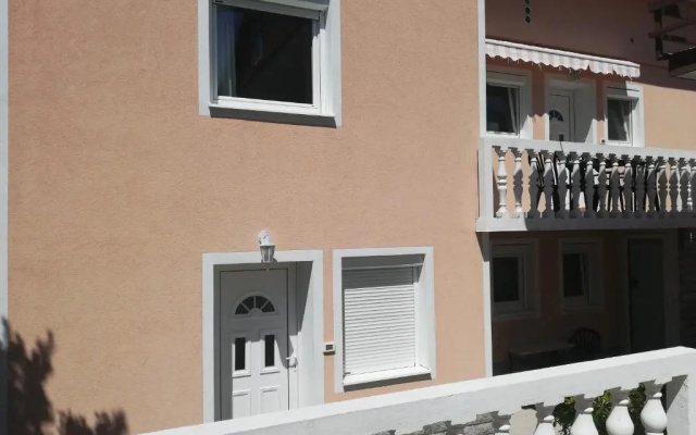 Apartment Mara