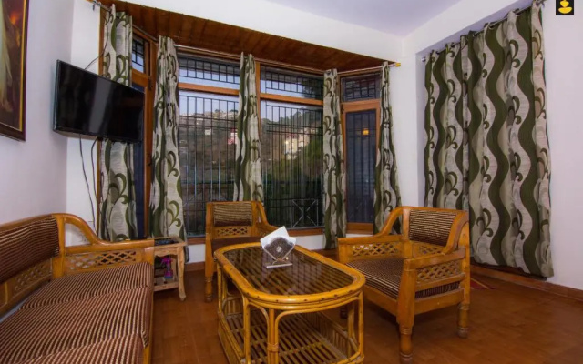 LivingStone 2BHK Cozy Homestay in Kasauli Hills