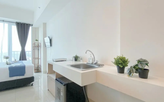 Minimalist Studio At Tree Park City Bsd Apartment