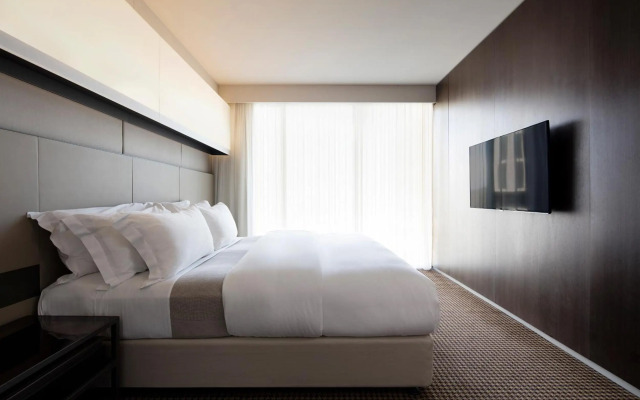 Hotel Realm