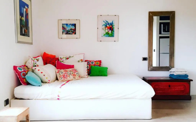 Lovely Central Apartment