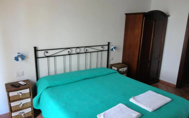 Bed and Breakfast ICHNOS