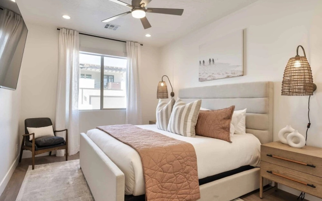 Sixteen Sandals 4 Bedroom Townhouse