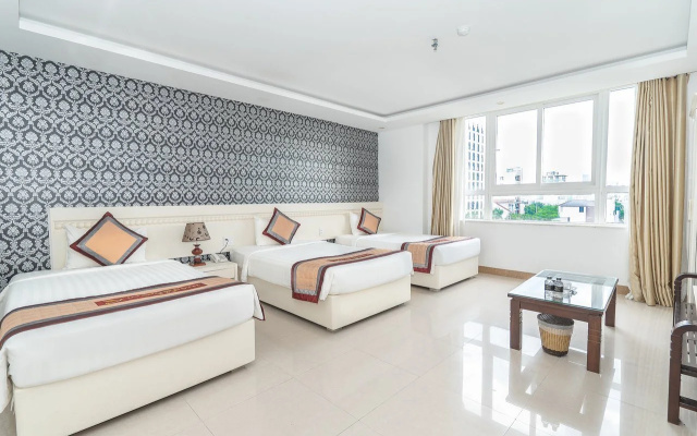 Jay Grand Hotel