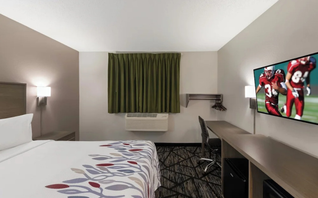Super 8 by Wyndham Mansfield