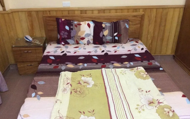 Hong Anh Hotel - Lang Ha