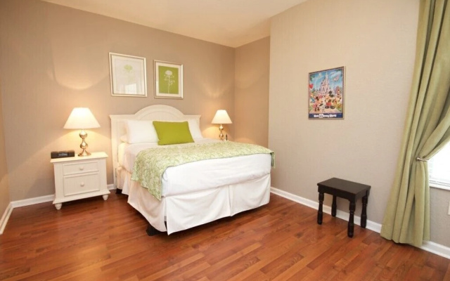 10-106 2 Bedroom Condo by RedAwning