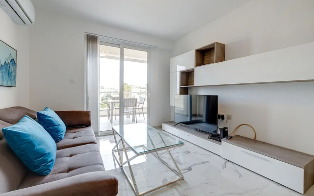 Splendid 2BR Apartment in Central St Julian s