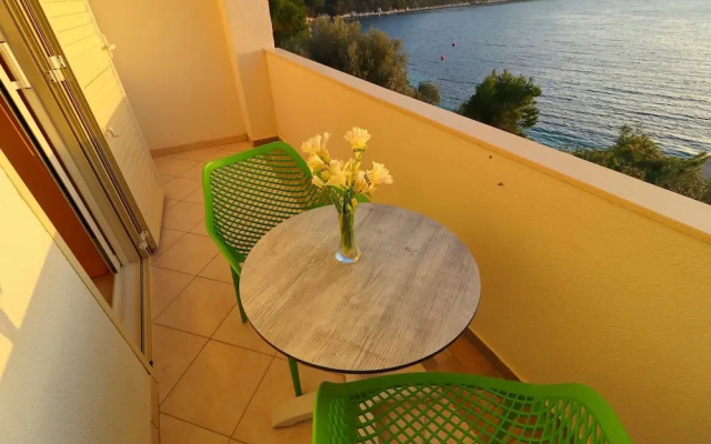 Seafront Apartments Anthony