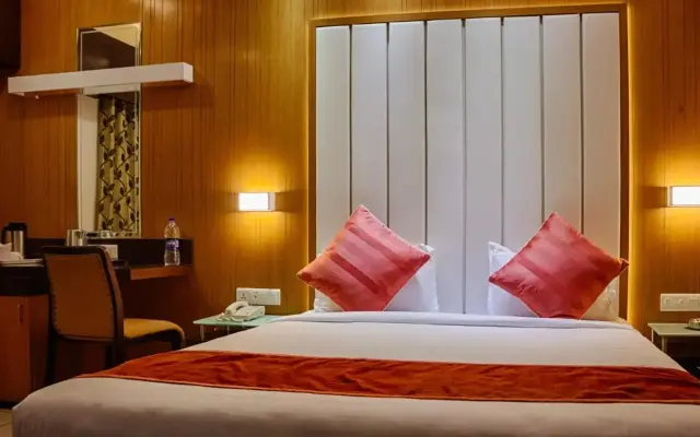 Hotel Royal Shelter