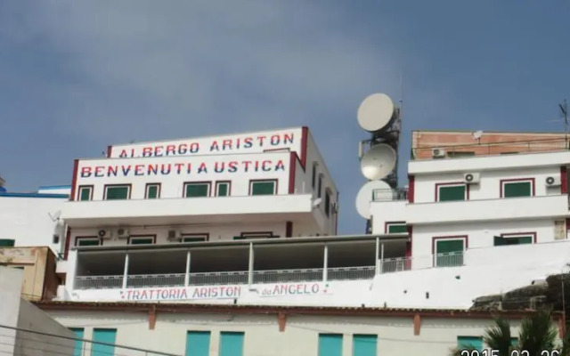 Hotel Ariston