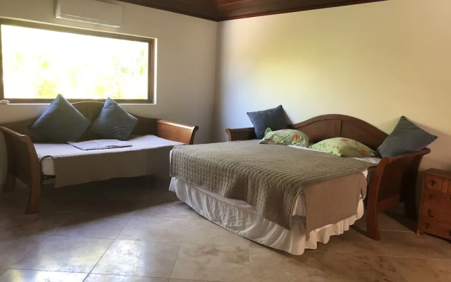 Paradise Retreat