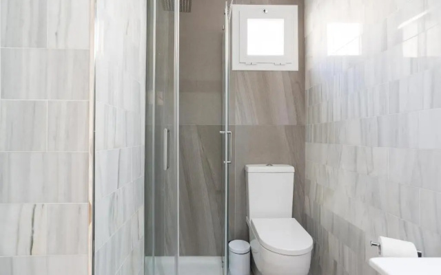 Urbe10 Blasco de Garay 4 Bedroom Apartment