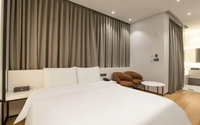 Uiwang Milos Hotel