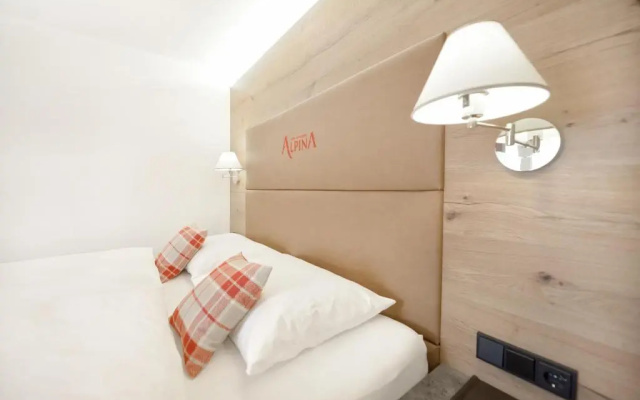 Hotel Alpina Arlberg