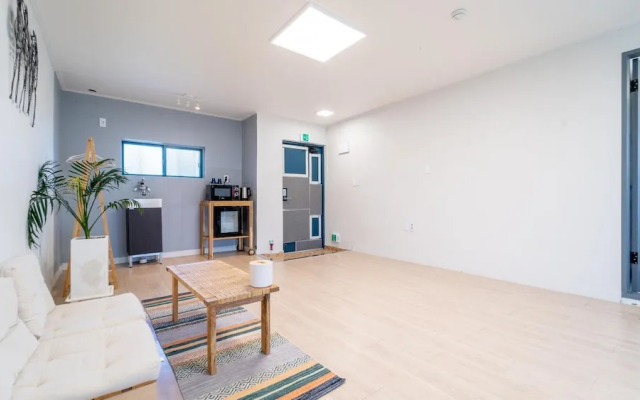 Jeju Dalbam Pension