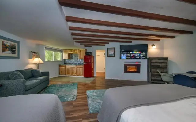 Silver Ridge Lodge