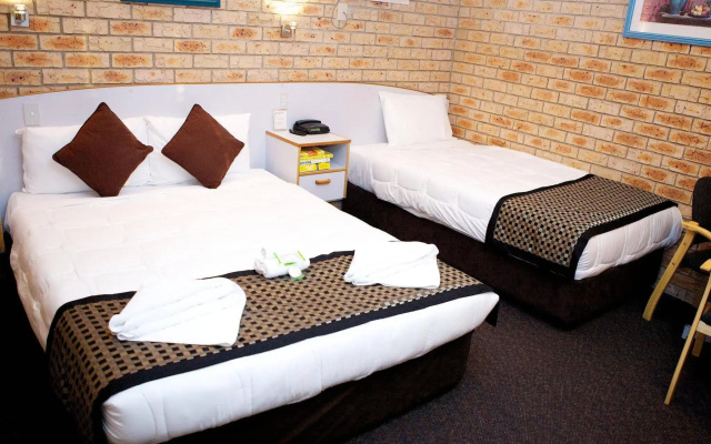 Kennedy Drive Boutique Motel - Close To City Centre & Airport