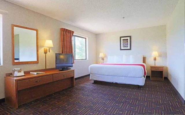 Red Sands Hotel