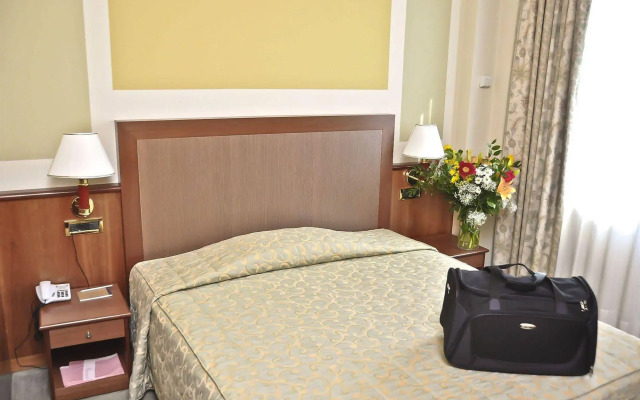 Hotel Lloyd