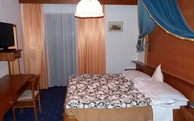 Hotel Pausa