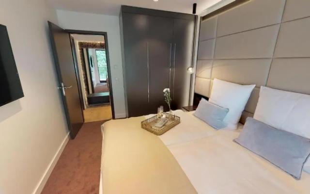 White Pearl Apartment 1.06