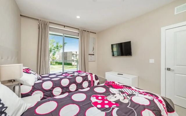 Modern Magic Village Resort Townhouse 7662