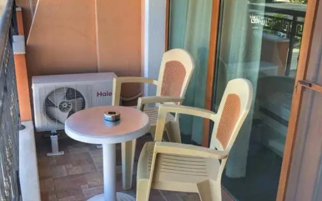 Hotel Deykin
