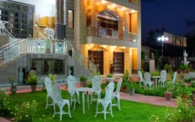 Rajeshwari Resort