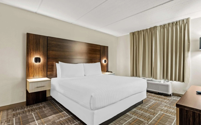 Sonesta Essential Orlando Airport