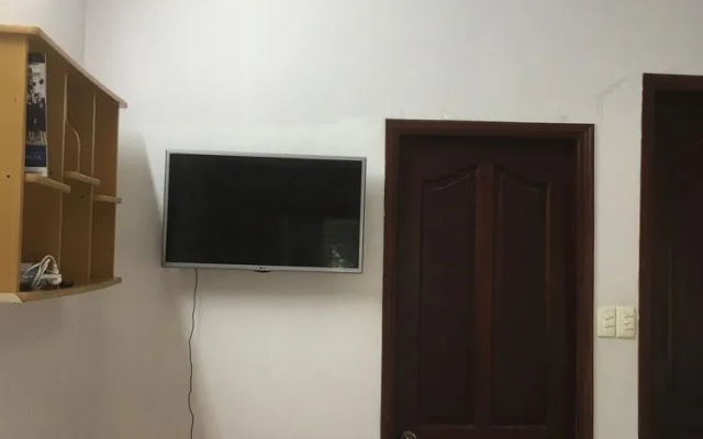 Drop By Saigon Hostel