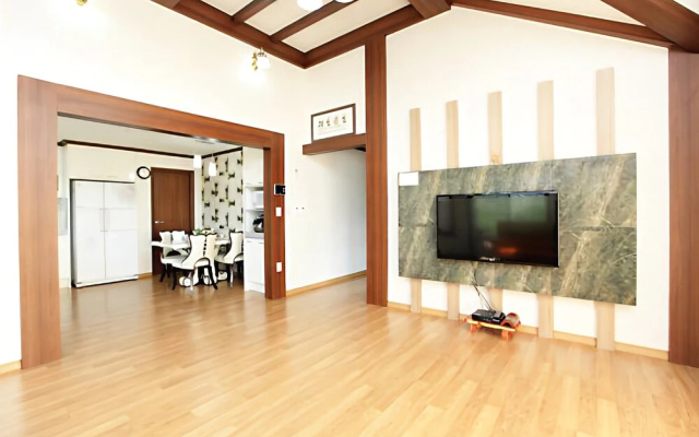 Ganghwa Hyangwon Pension