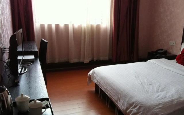 Dubang Holiday Hotel