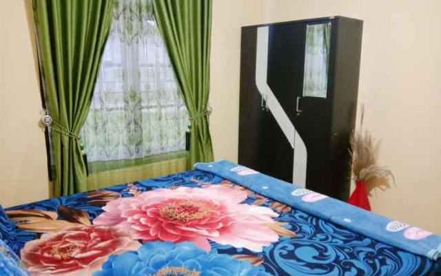 Malin's Home Stay - Three Bedroom