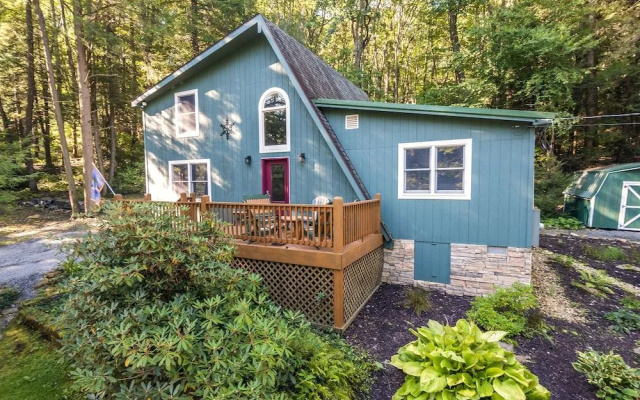 Hideaway by Taylor Made Deep Creek