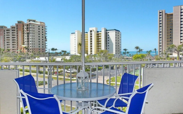 Beach Club 417