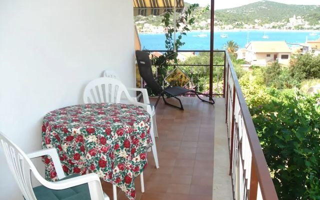 Apartment Frane
