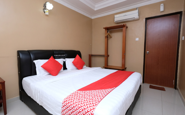 Hotel O Ayuni Hotel